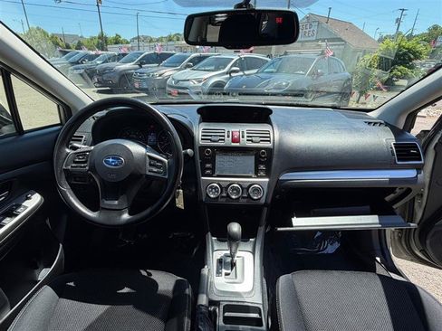 Used 2015 Subaru Crosstrek 2.0i Premium w/ Popular Package #1 AWD/4WD image 18