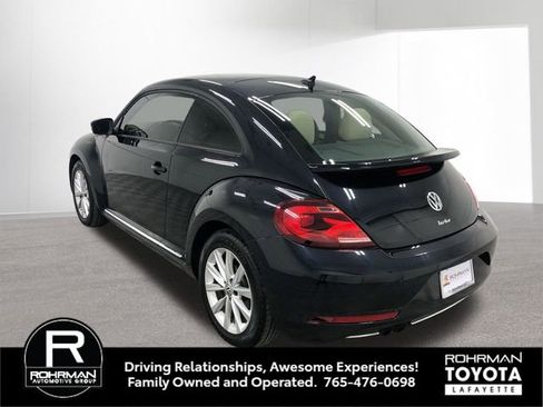 Used 2017 Volkswagen Beetle 1.8T SE FWD image 4