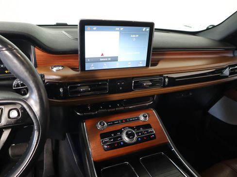 Used 2021 Lincoln Aviator Reserve w/ Equipment Group 201A image 5