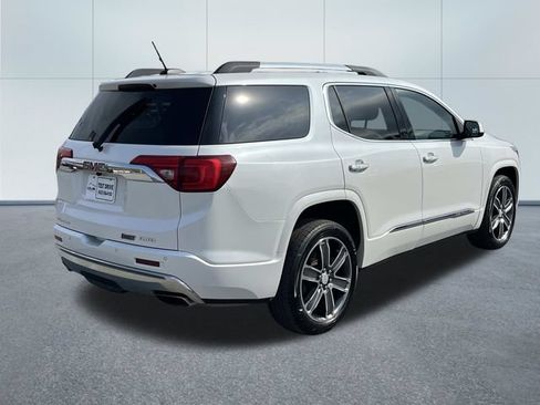Used 2017 GMC Acadia Denali w/ Technology Package AWD/4WD image 3