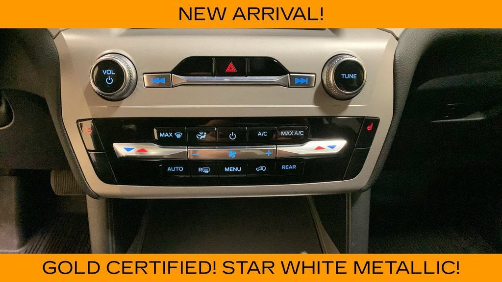 Certified 2023 Ford Explorer XLT AWD/4WD image 38