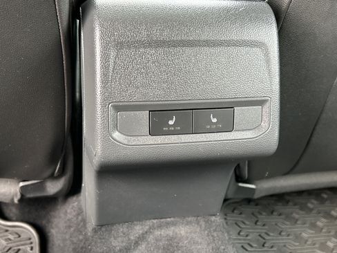 Used 2019 Volkswagen Jetta R-Line w/ R-Line Cold Weather Package FWD image 26