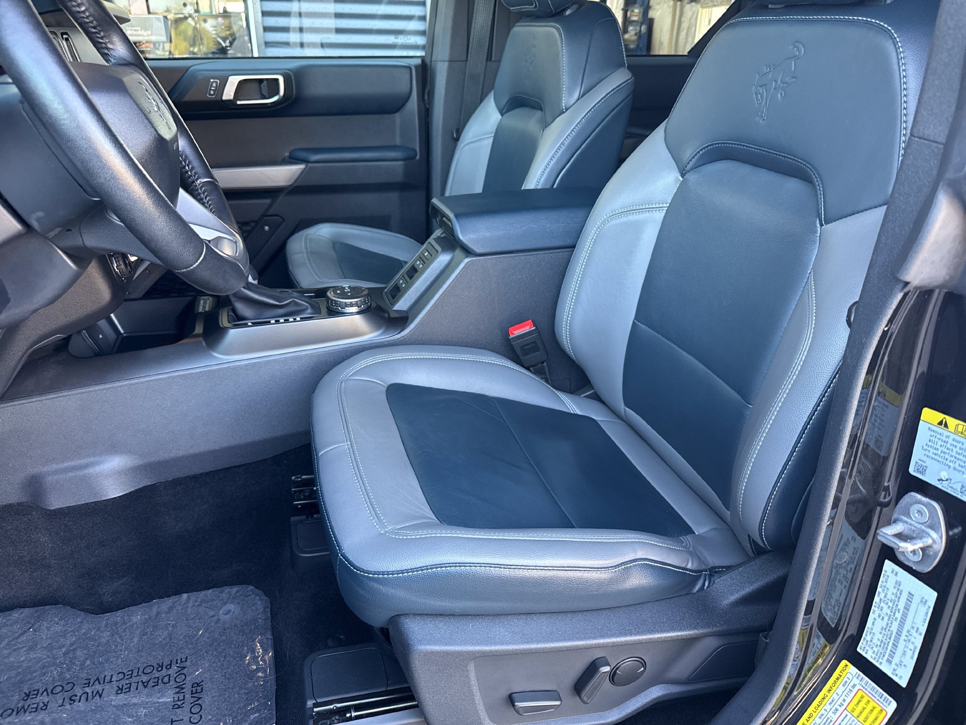 Used 2022 Ford Bronco Outer Banks AWD/4WD image 17