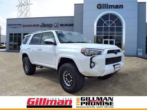 Used 2019 Toyota 4Runner SR5 image 1