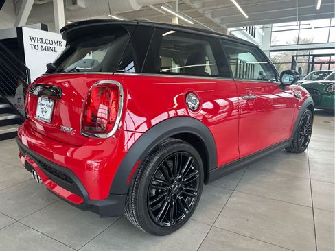 Certified 2023 MINI Cooper S w/ Signature Upholstery Package image 6