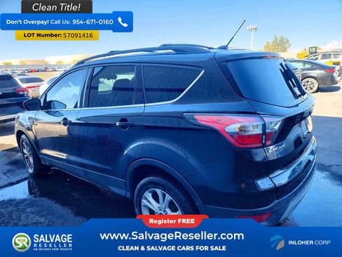 Used 2017 Ford Escape SE w/ Equipment Group 201A AWD/4WD image 3