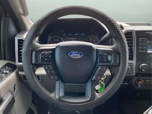 Used 2019 Ford F350 XLT w/ FX4 Off-Road Package AWD/4WD image 17