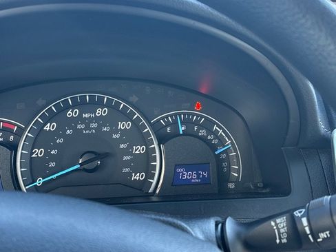 Used 2015 Toyota Camry LE image 17