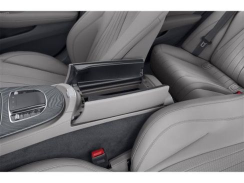 Used 2022 Mercedes-Benz E 450 4MATIC Sedan image 14