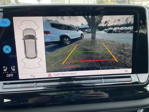 New 2026 Volkswagen Atlas SE image 20