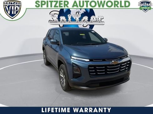New 2026 Chevrolet Equinox LT w/ Convenience Package II FWD image 2