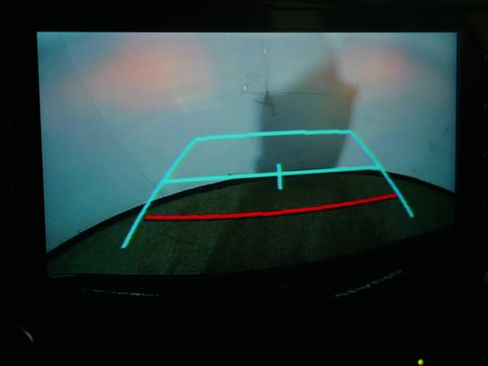 Used 2021 Toyota Highlander XLE image 32