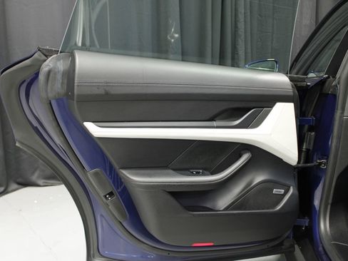 Certified 2021 Porsche Taycan image 24