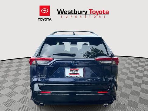 Used 2023 Toyota RAV4 SE w/ Weather & Moonroof Package AWD/4WD image 11