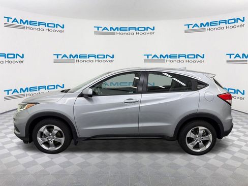 Used 2021 Honda HR-V LX image 2