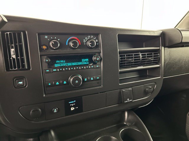 Used 2025 Chevrolet Express 2500 w/ Driver Convenience Package RWD image 9