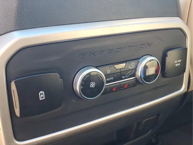 Used 2024 Ford Expedition Limited AWD/4WD image 25