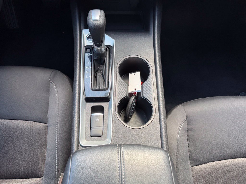 Used 2025 Nissan Altima 2.5 SV AWD/4WD image 19