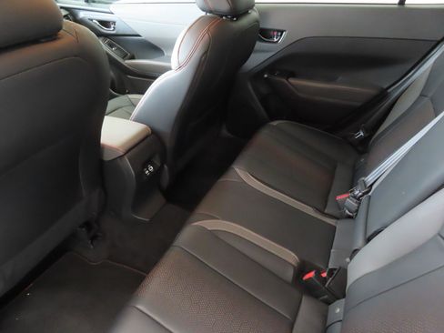 Certified 2025 Subaru Crosstrek 2.5i Limited w/ Crosstrek Mirror Package image 24