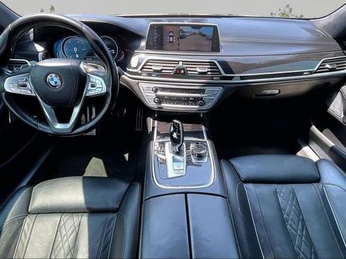 Used 2018 BMW 750i xDrive AWD/4WD image 14