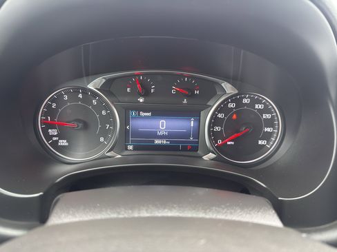 Used 2023 GMC Terrain SLE w/ Driver Convenience Package image 17