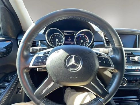 Used 2014 Mercedes-Benz ML 350 4MATIC image 10