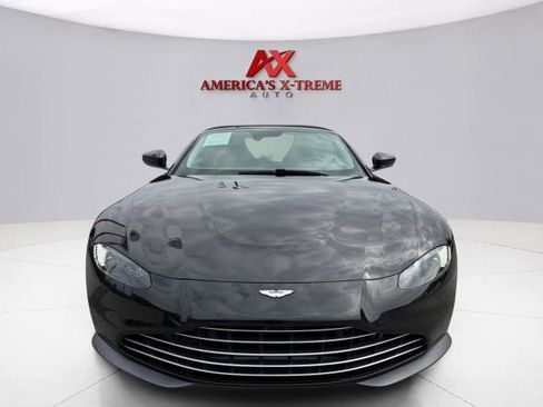 Used 2022 Aston Martin V8 Vantage Roadster RWD image 9