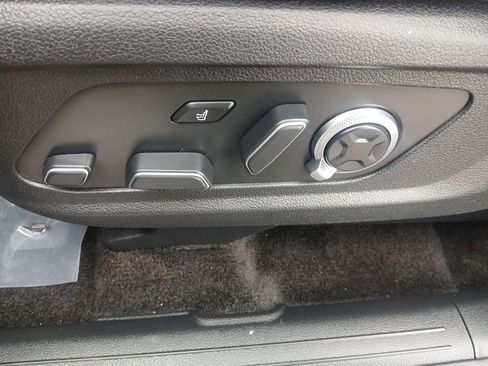 Used 2025 Hyundai Palisade Calligraphy AWD/4WD image 12