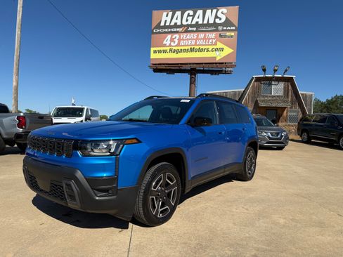 New 2026 Jeep Cherokee Limited AWD/4WD image 1