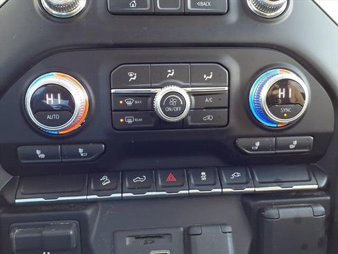 Used 2022 GMC Sierra 2500 SLE w/ SLE Value Package; image 24