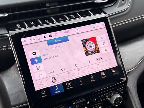 Used 2022 Jeep Grand Cherokee L Overland w/ Luxury Tech Group IV image 29