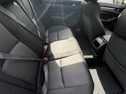 Used 2019 Honda Accord LX image 11