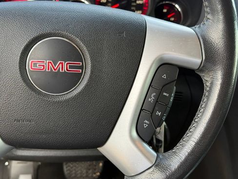 Used 2012 GMC Acadia SLE AWD/4WD image 16