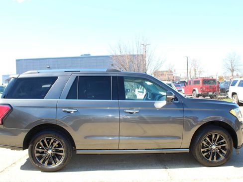Used 2019 Ford Expedition Limited image 6
