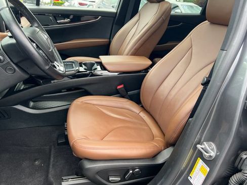 Used 2023 Lincoln Nautilus Reserve AWD/4WD image 9