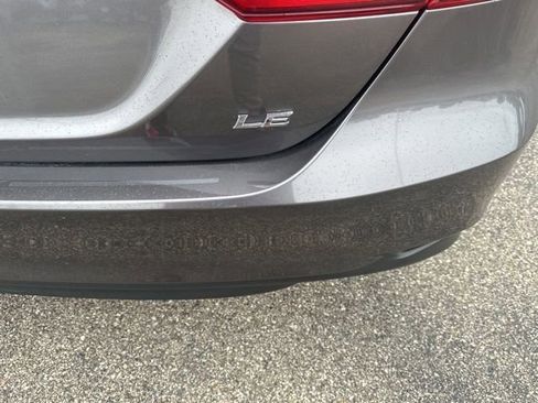 Used 2020 Toyota Camry LE FWD image 20