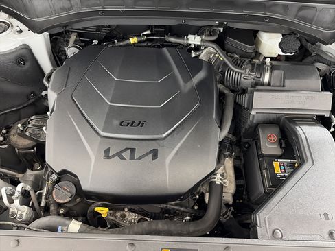 Certified 2023 Kia Telluride EX X-Line AWD/4WD image 10