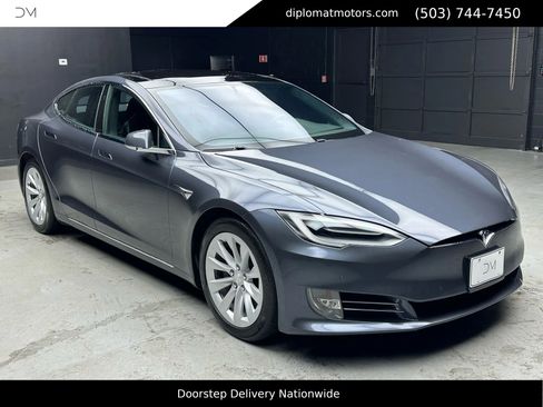 Used 2017 Tesla Model S 100D image 9