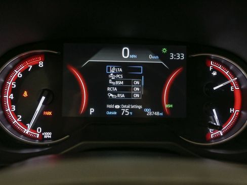 Used 2025 Toyota RAV4 XLE AWD/4WD image 34