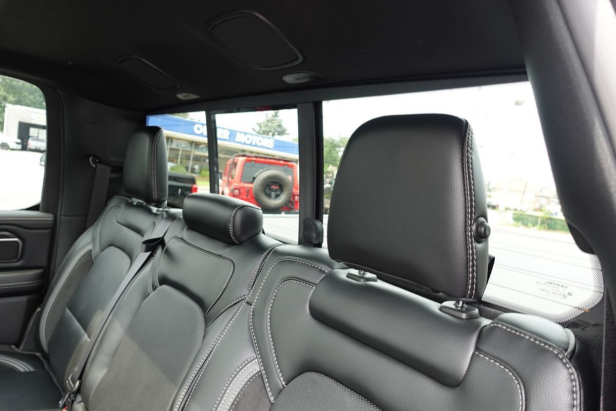 Used 2024 RAM 1500 Laramie w/ Night Edition AWD/4WD image 27