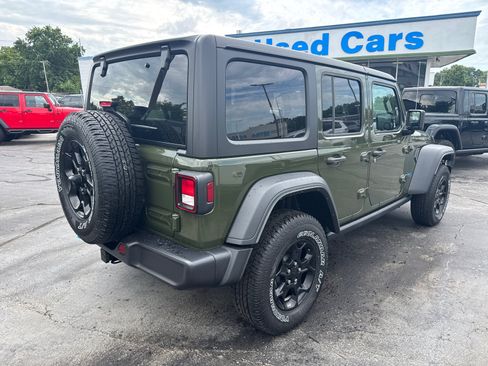 Used 2023 Jeep Wrangler Unlimited w/ Cold Weather Group AWD/4WD image 5