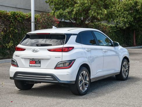 Used 2023 Hyundai Kona SE FWD image 9
