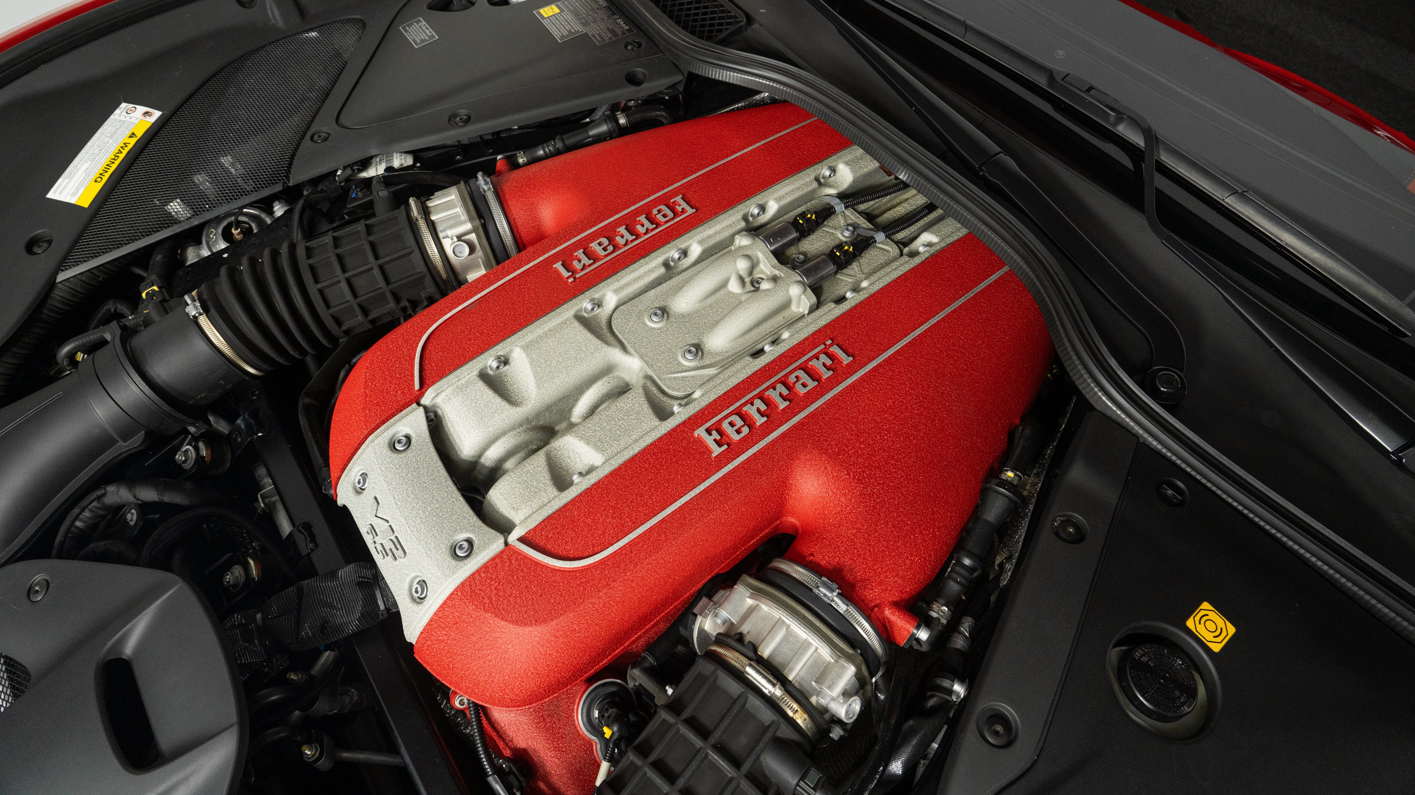 Certified 2018 Ferrari 812 Superfast RWD image 50