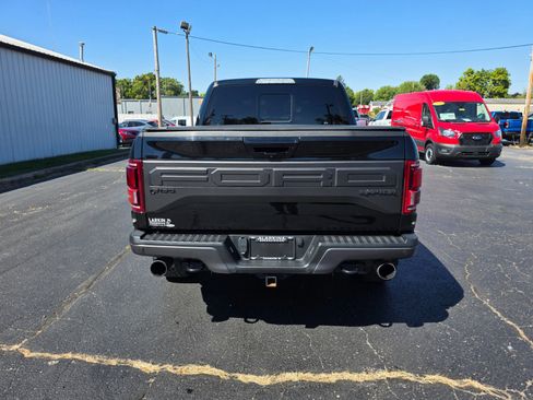 Used 2018 Ford F150 Raptor w/ Equipment Group 802A Luxury image 4