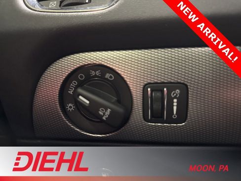 Used 2018 Dodge Durango R/T w/ Technology Group image 24