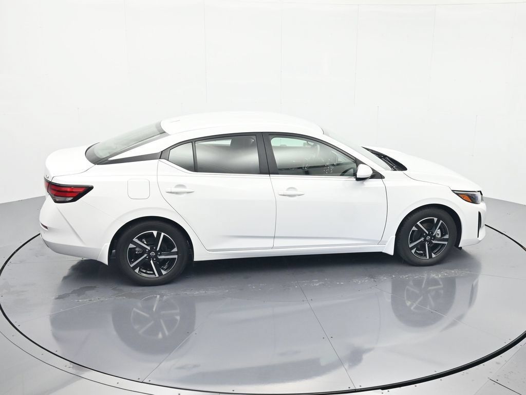 Certified 2024 Nissan Sentra SV FWD image 31