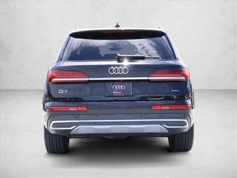 Used 2023 Audi Q7 3.0T Premium w/ Convenience Package AWD/4WD image 7