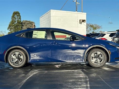 Used 2026 Toyota Prius LE image 4