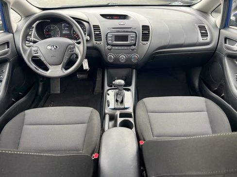 Used 2017 Kia Forte LX FWD image 10