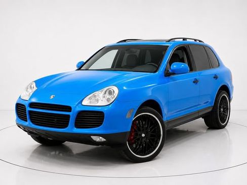 Used 2006 Porsche Cayenne Turbo S AWD/4WD image 1